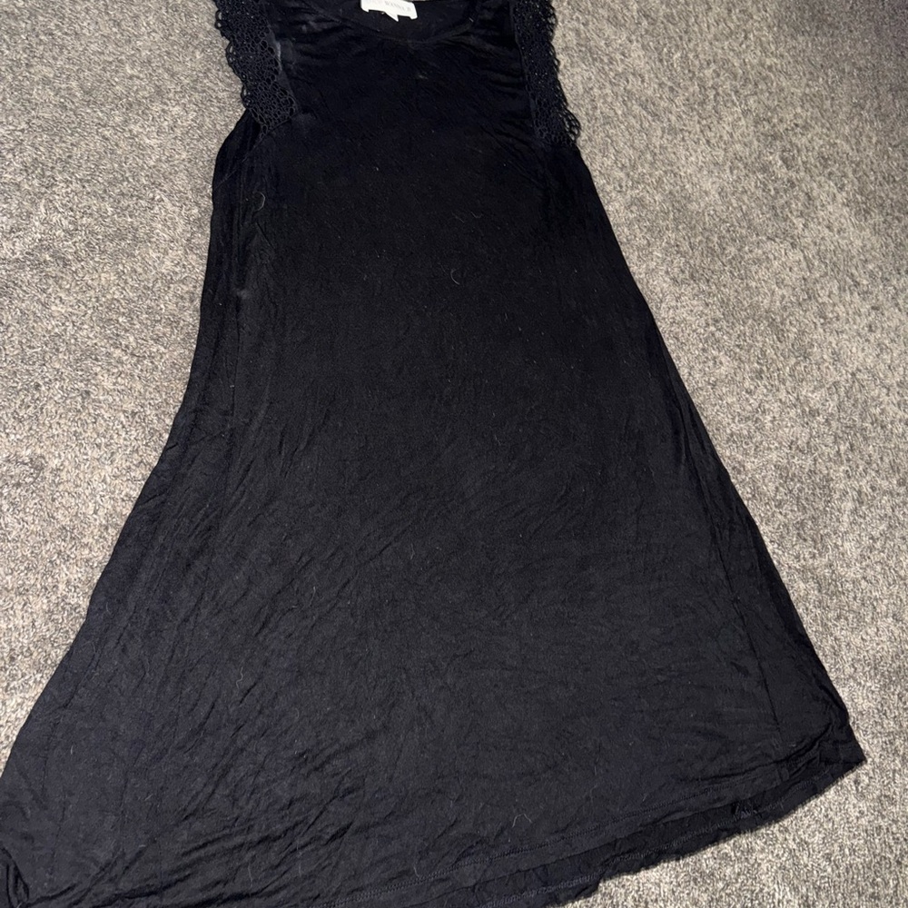 Elegant Black Lace Maxi Dress